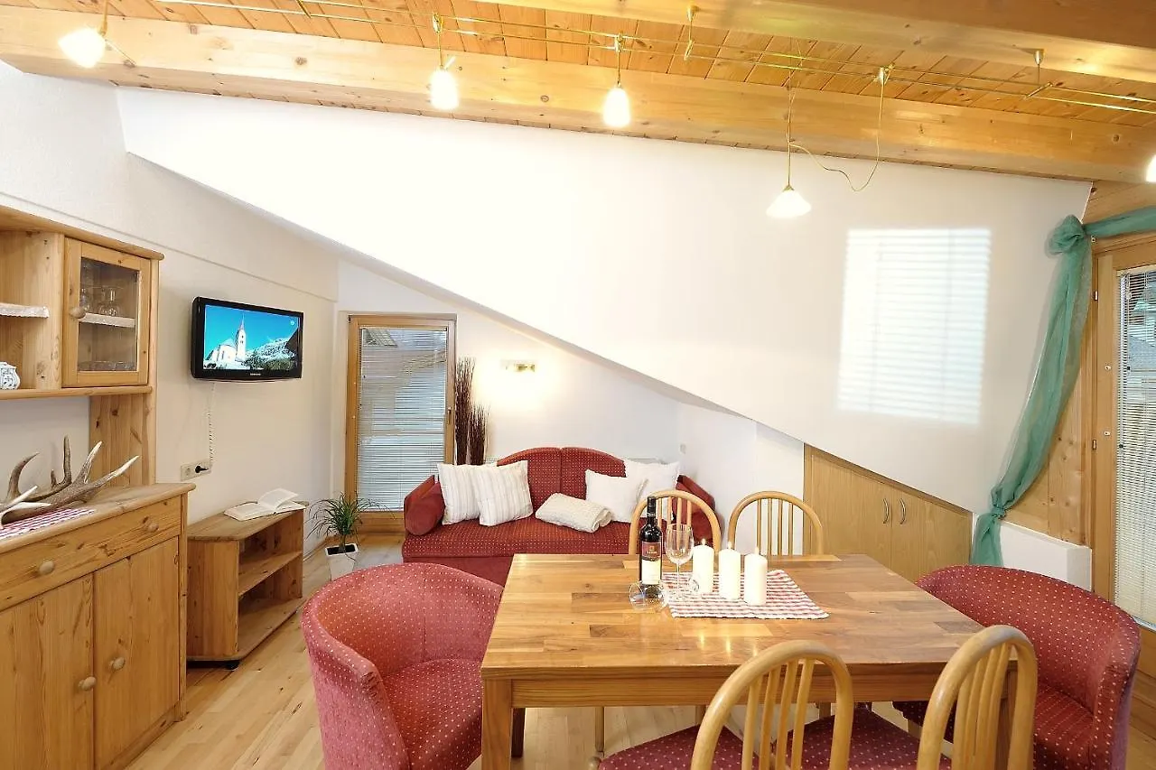Appartement Chesa Monte イシュグル オーストリア